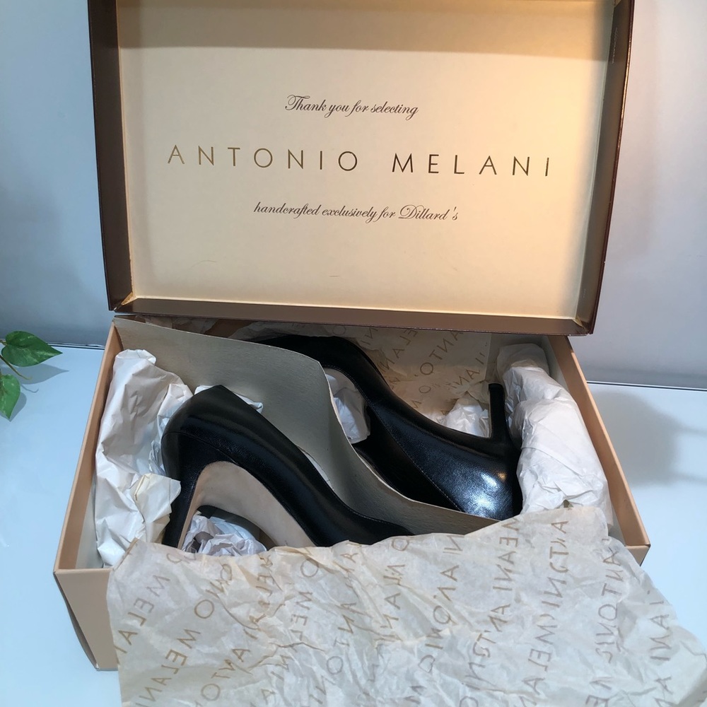 Gianni Bini Leather Black Heels - Picture 12 of 16